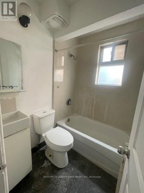 Apt 2 - 1516 EGLINTON AVENUE WEST Image 7