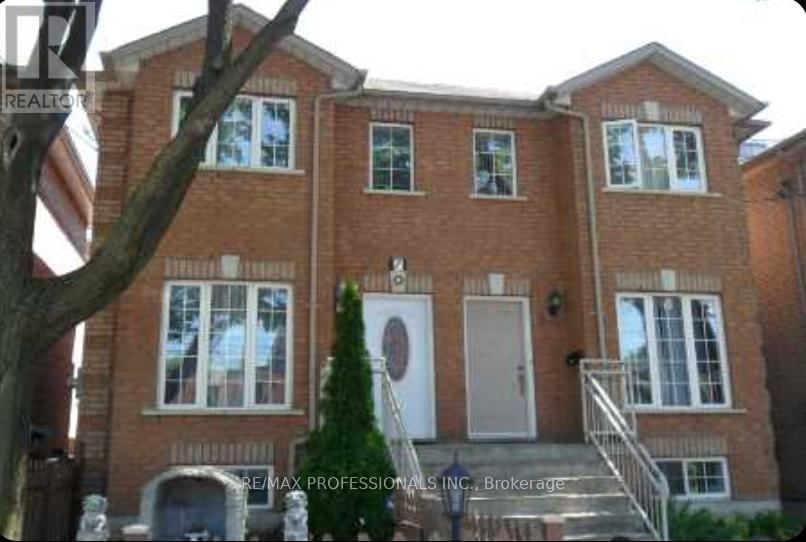 7 MULOCK AVENUE Image 1