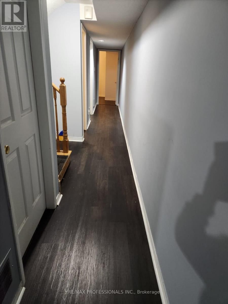 7 MULOCK AVENUE Image 2