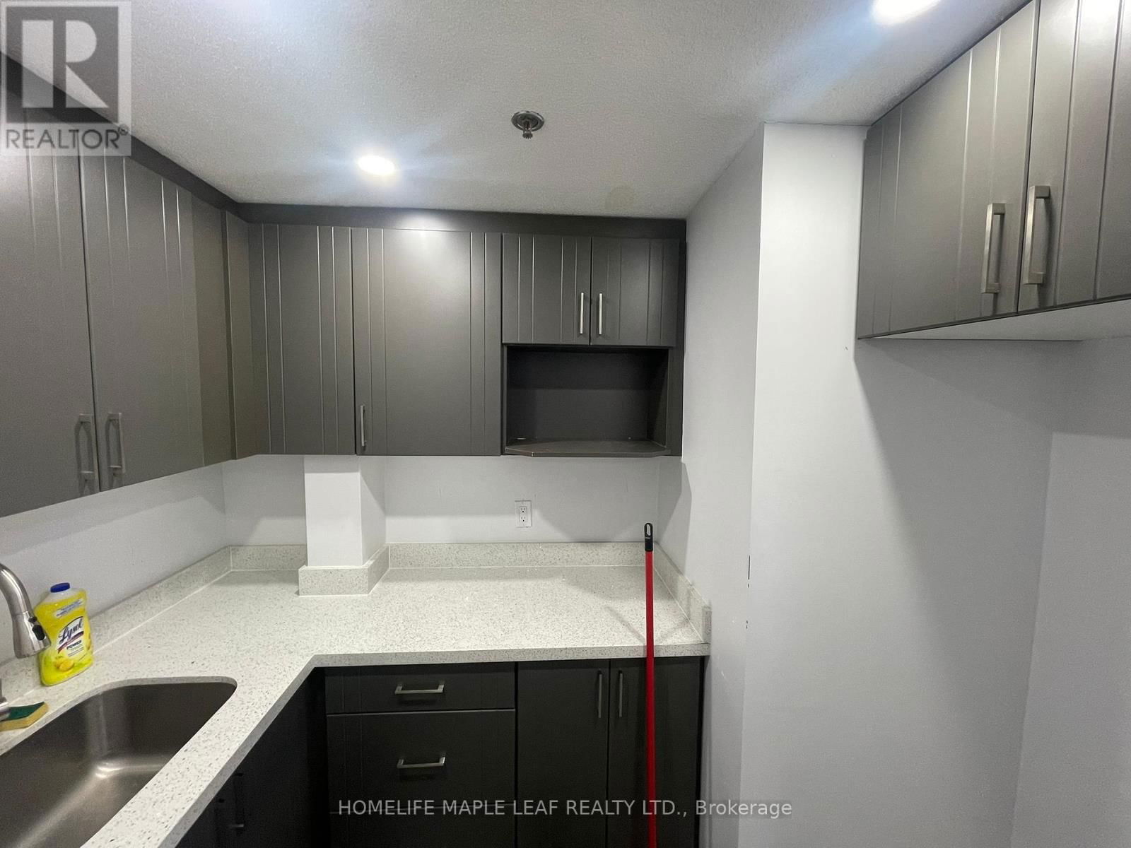4 - 2575 STEELES AVENUE EAST Image 13