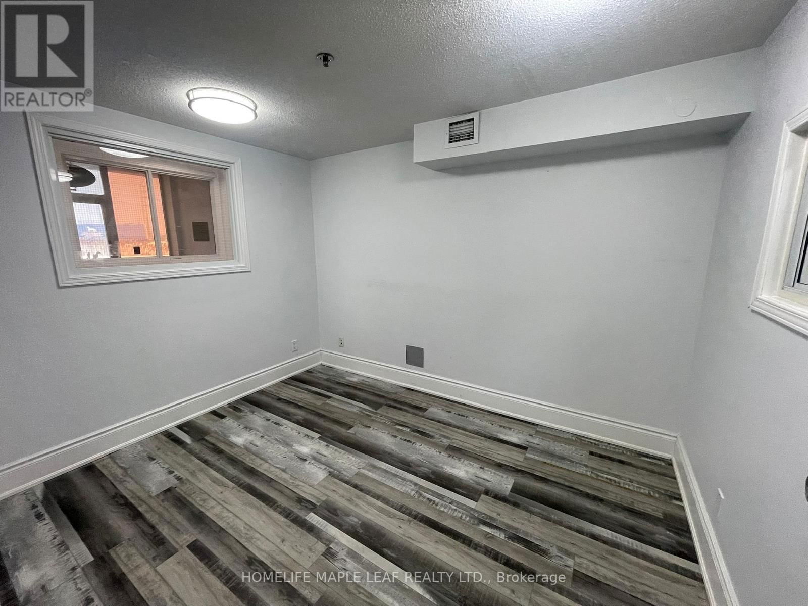 4 - 2575 STEELES AVENUE EAST Image 16