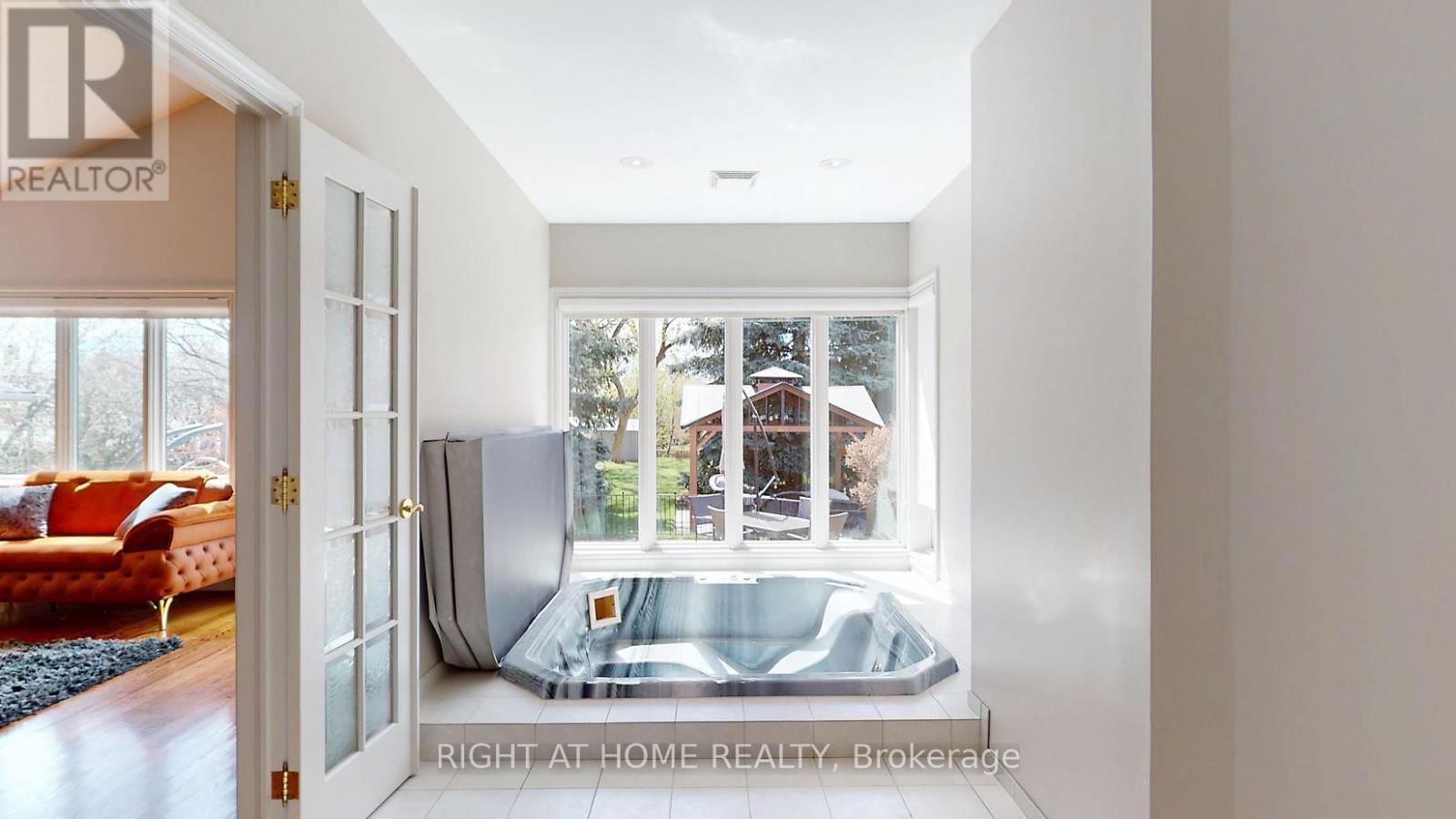 129 MAPLE LEAF DRIVE Image 20