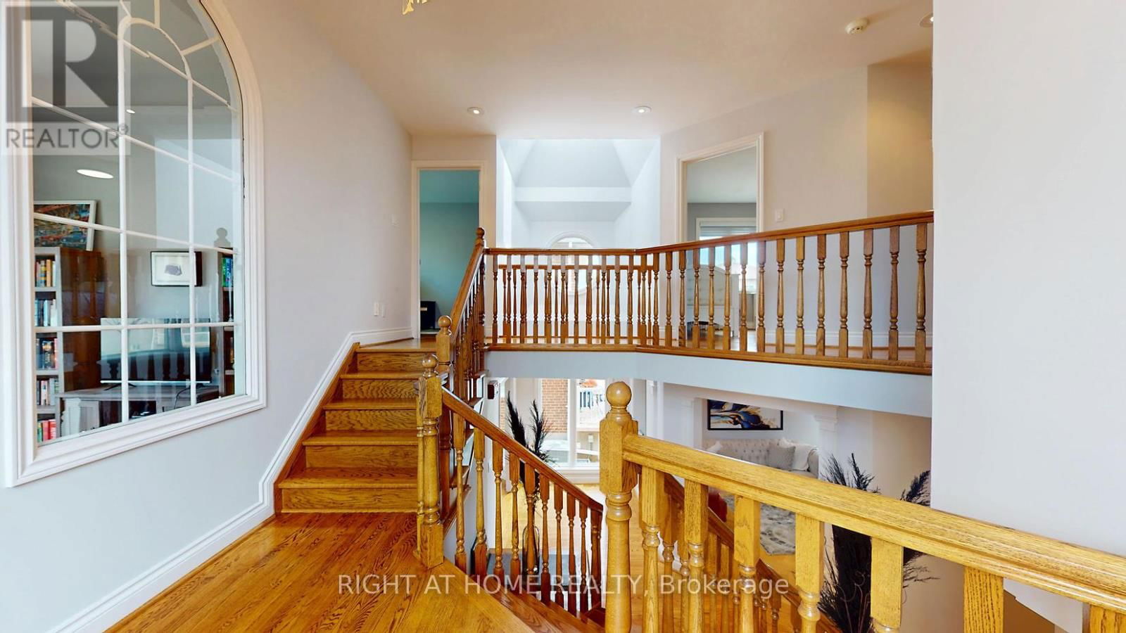 129 MAPLE LEAF DRIVE Image 33