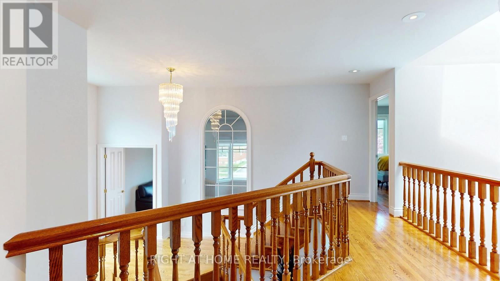 129 MAPLE LEAF DRIVE Image 36