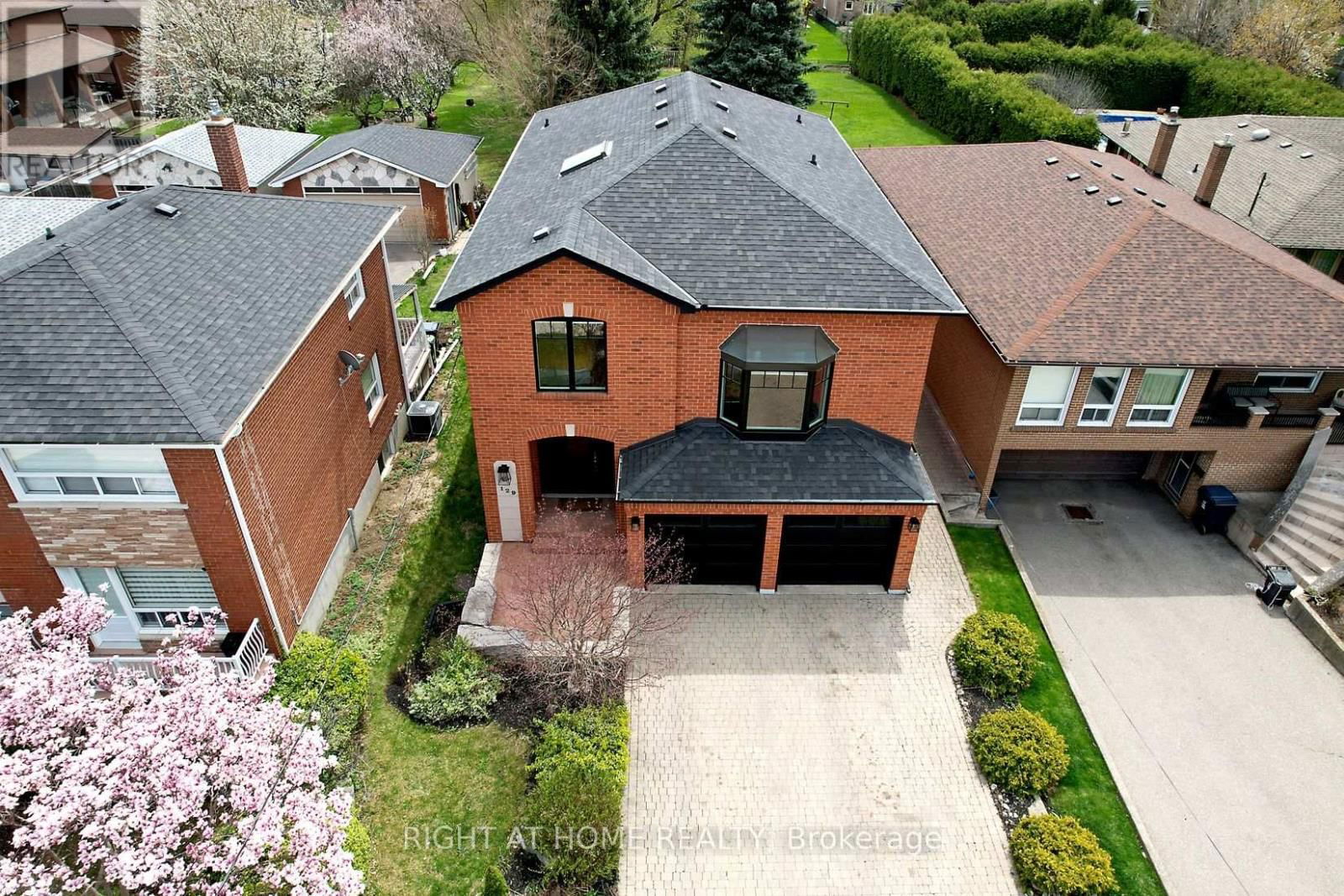 129 MAPLE LEAF DRIVE Image 4