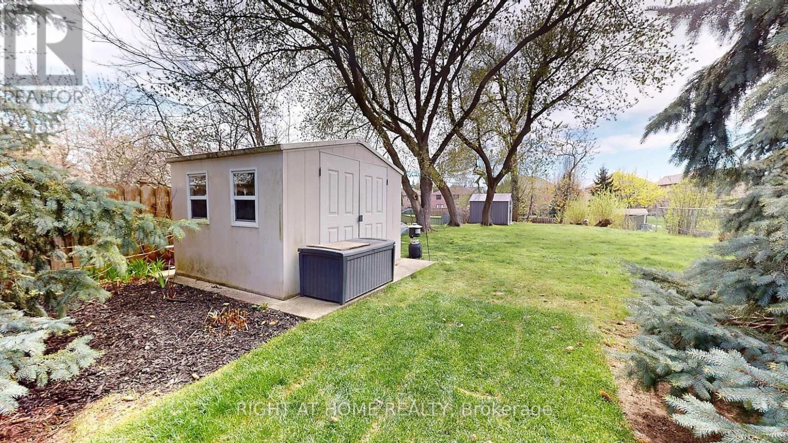 129 MAPLE LEAF DRIVE Image 48