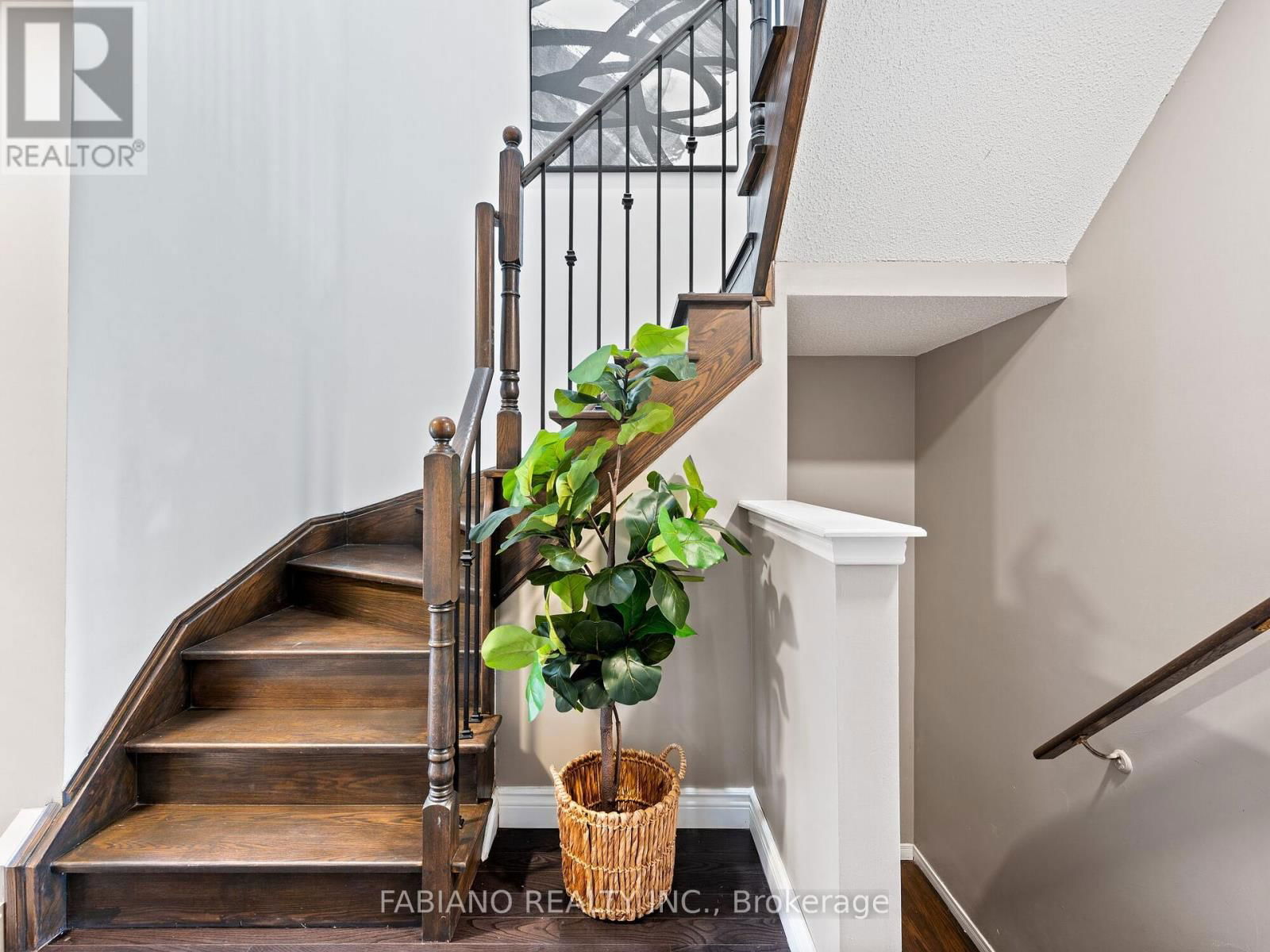 6 DAVENHILL ROAD Image 24