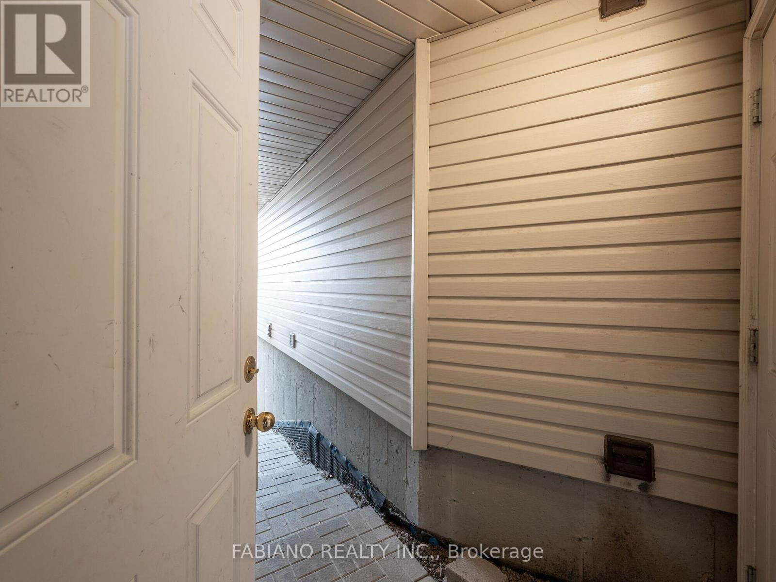 6 DAVENHILL ROAD Image 49
