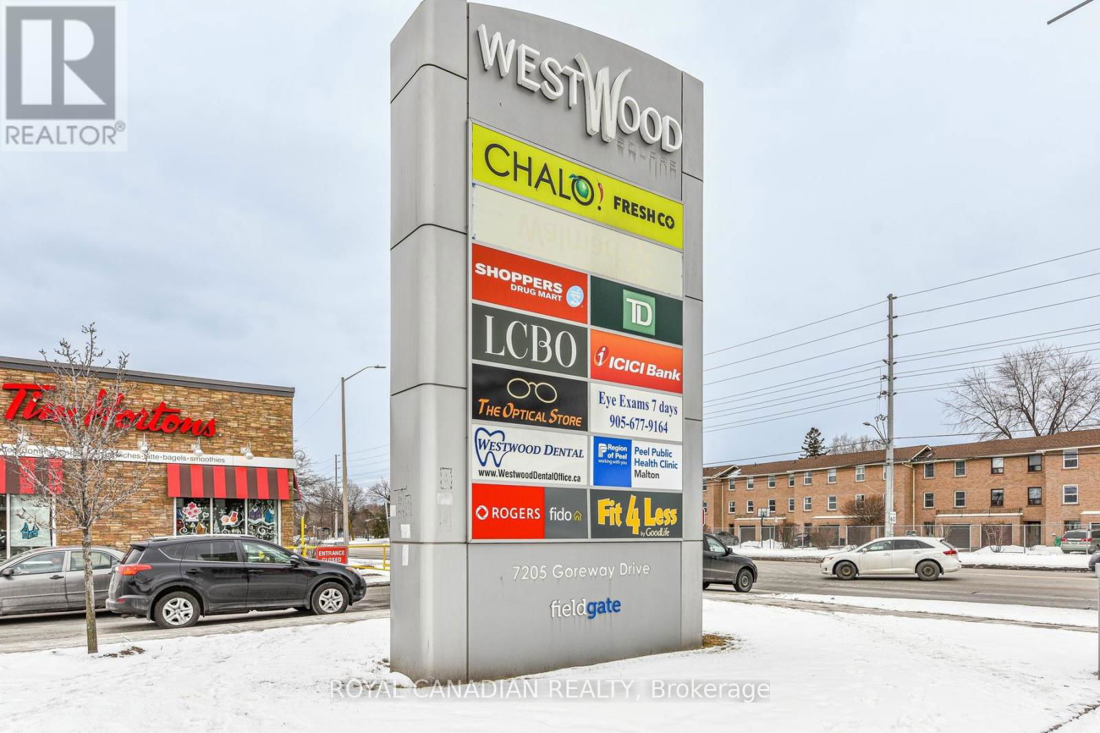 1E55 - 7215 GOREWAY DRIVE NORTH Image 18