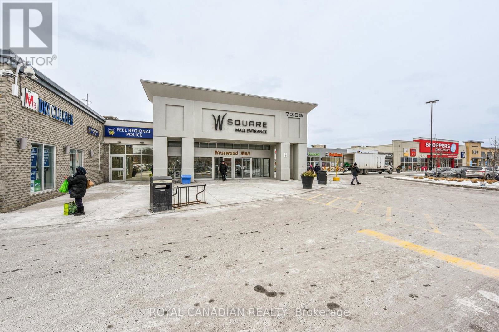 1E55 - 7215 GOREWAY DRIVE NORTH Image 2