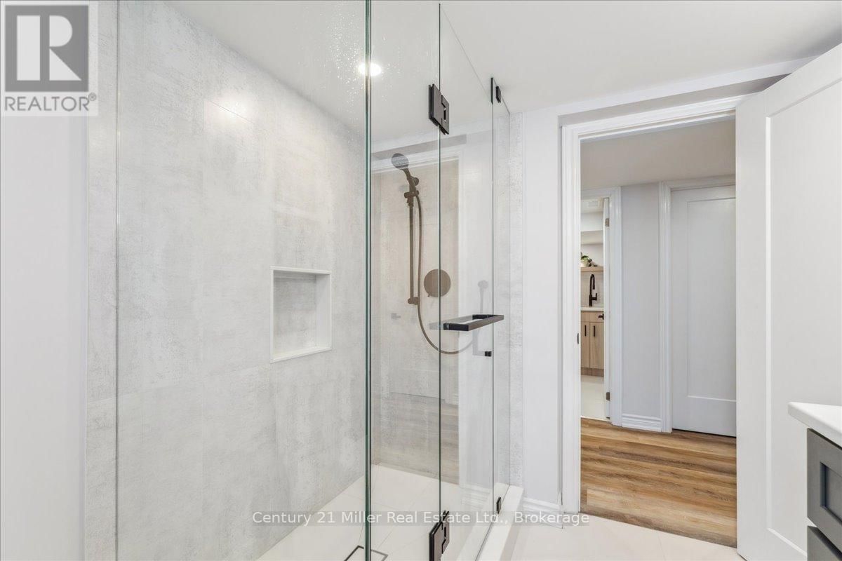 281 PEEL STREET Image 31