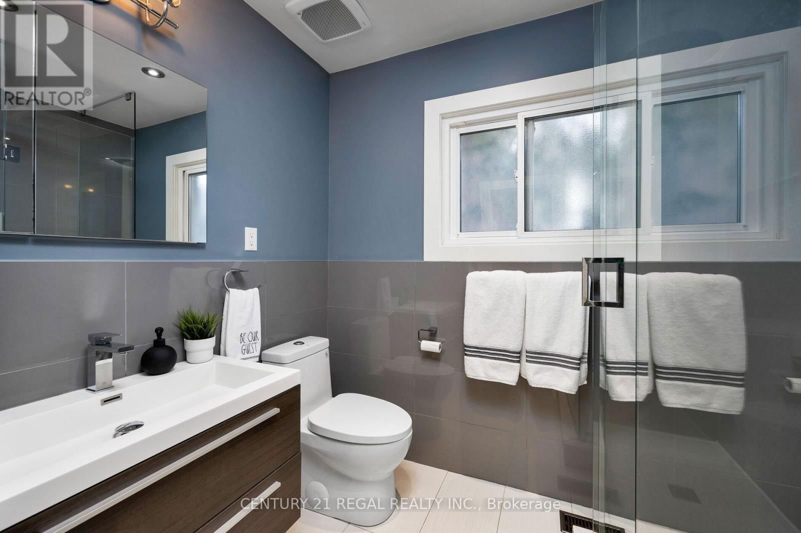 32 CEDARCREST DRIVE Image 20