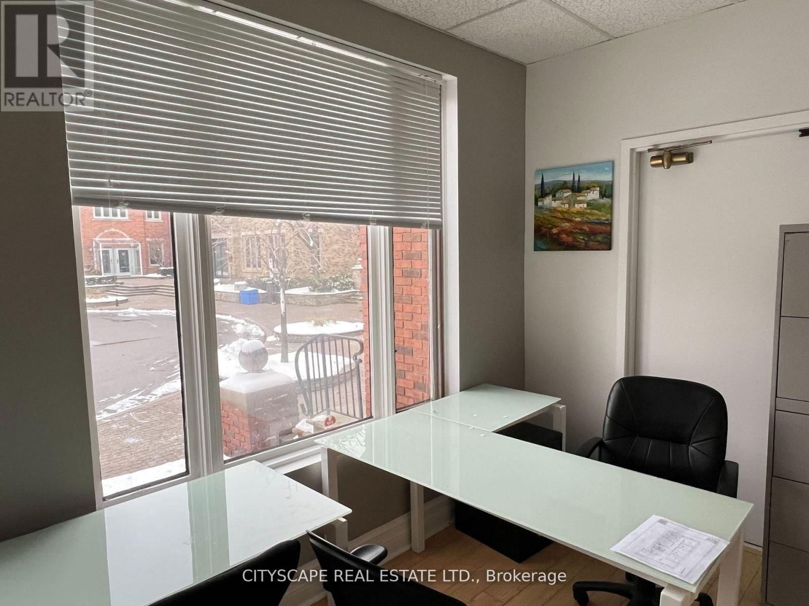 4299 VILLAGE CENTRE Image 6