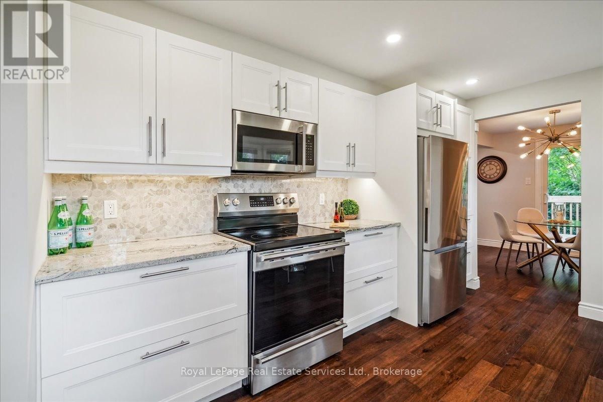 3 - 1513 UPPER MIDDLE ROAD Image 7