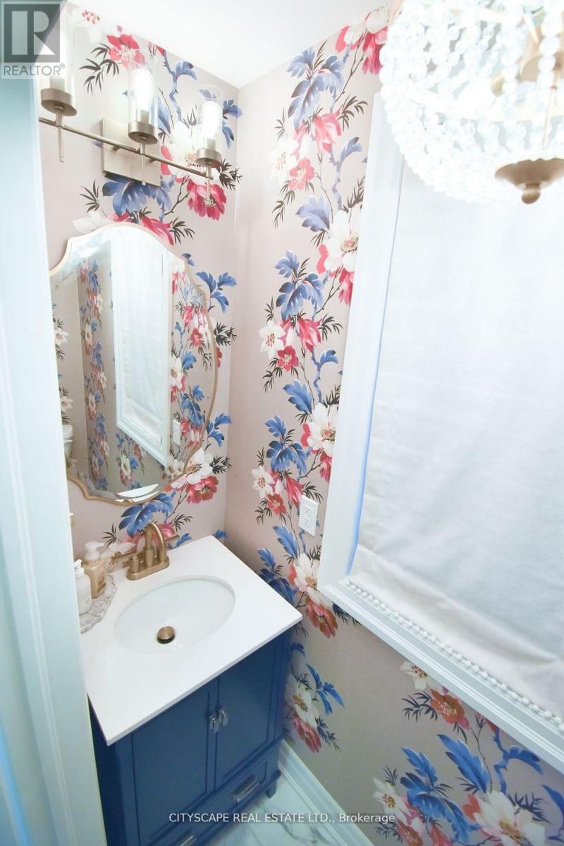 3961 KOENIG ROAD Image 23