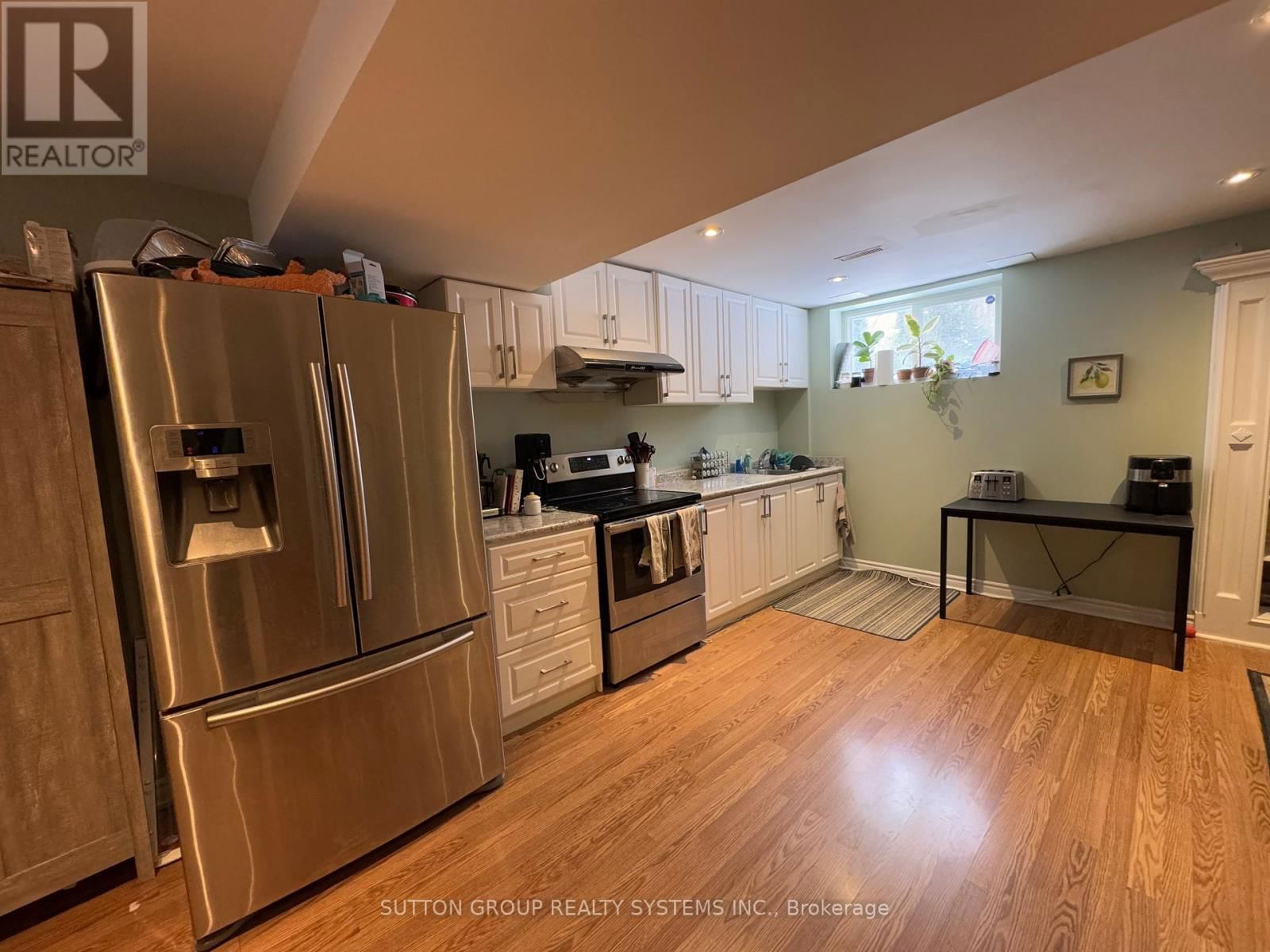 1366 CREEKWOOD TRAIL Image 3