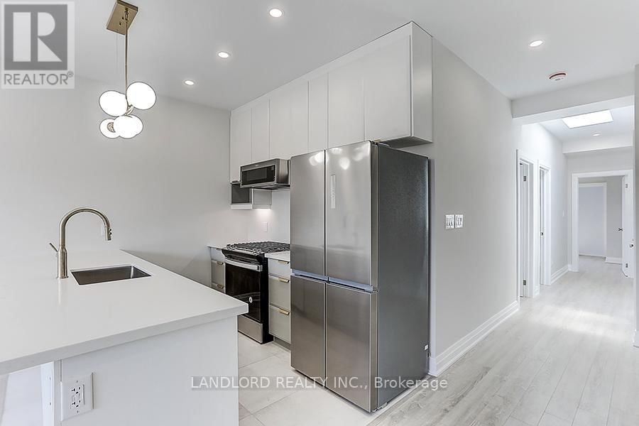 Upper - 44 FAIRBANK AVENUE Image 10