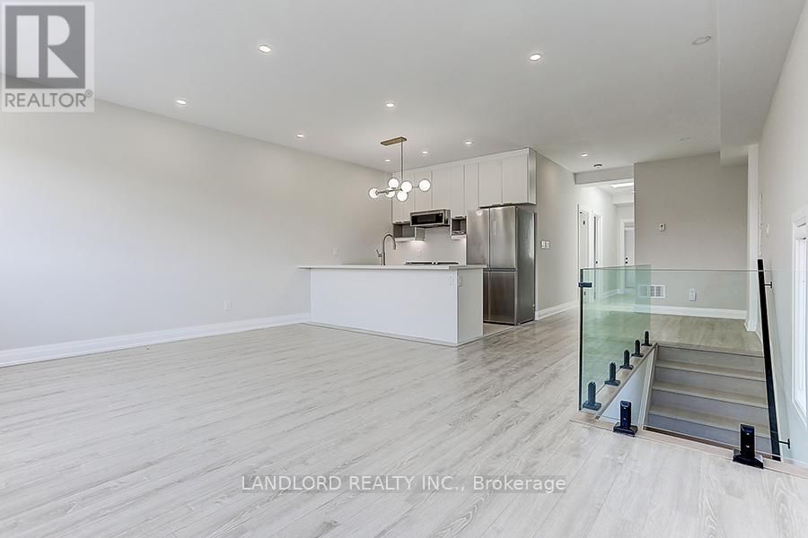 Upper - 44 FAIRBANK AVENUE Image 16