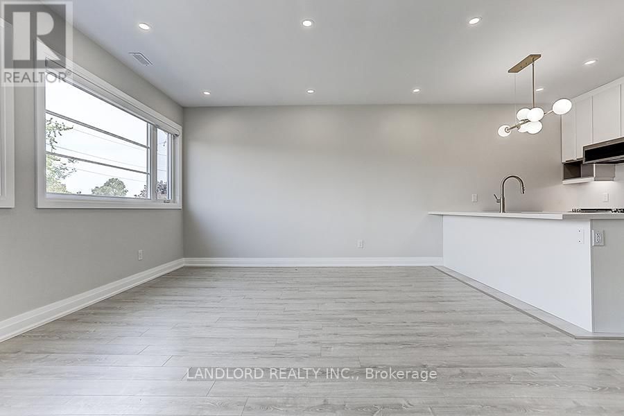 Upper - 44 FAIRBANK AVENUE Image 17