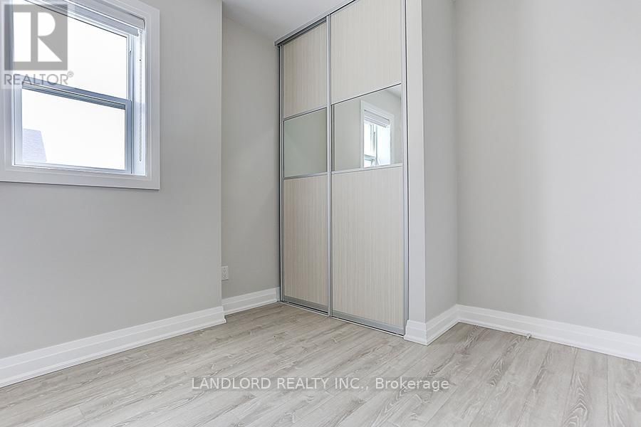 Upper - 44 FAIRBANK AVENUE Image 25