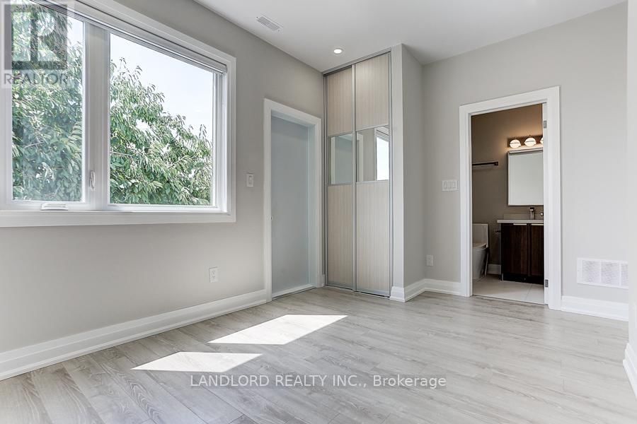 Upper - 44 FAIRBANK AVENUE Image 29