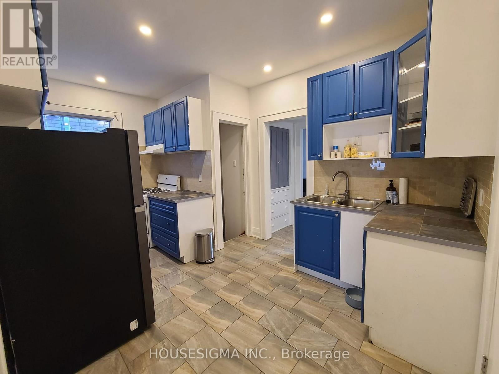 540 GLADSTONE AVENUE Image 13