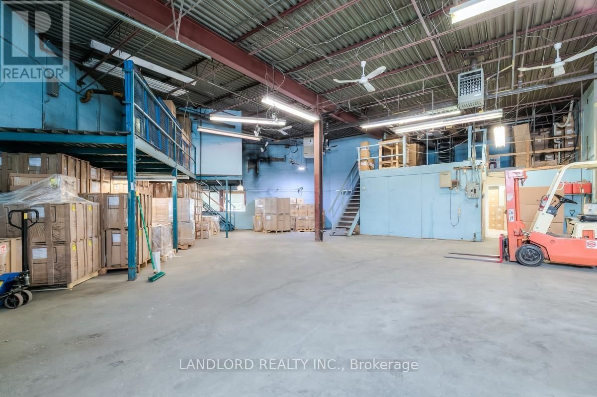 34 & 35 - 175 TORYORK DRIVE Image 5