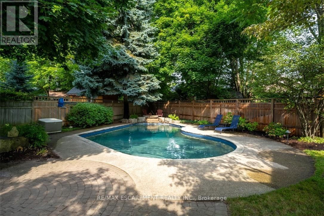 954 WINTERGREEN PLACE Image 43