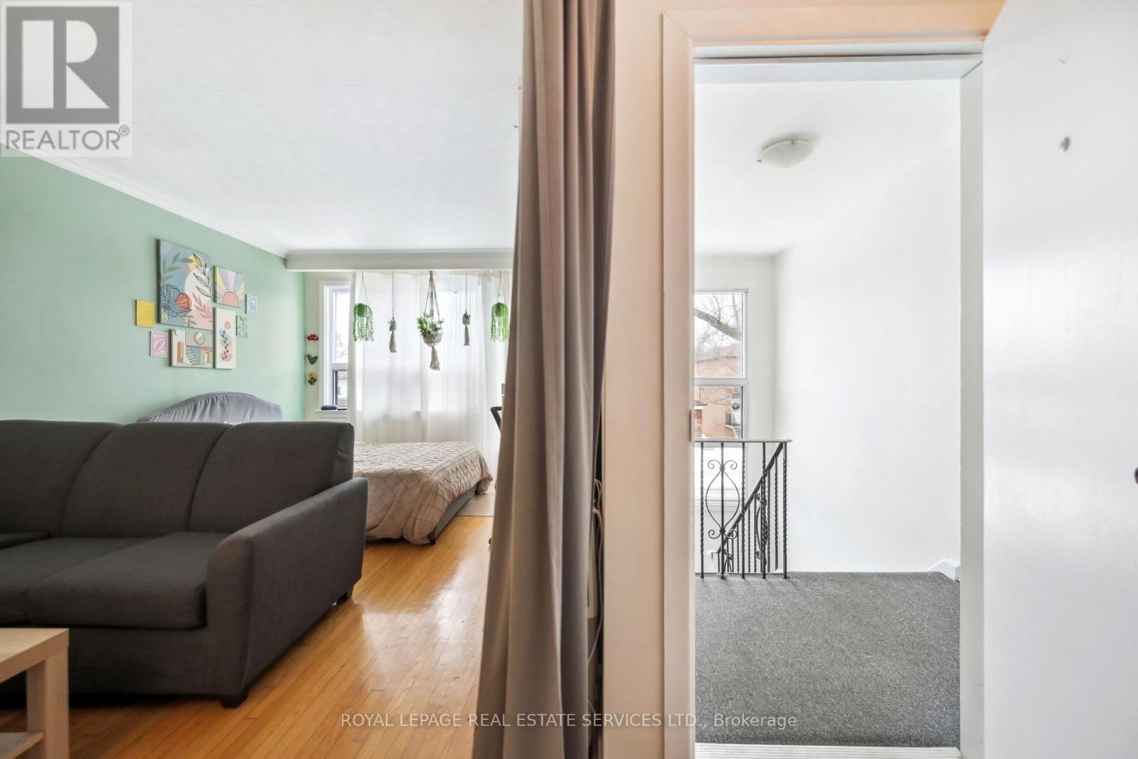60 MURRIE STREET Image 23