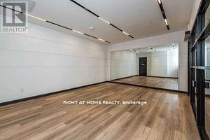 509 - 60 GEORGE BUTCHART DRIVE Image 23