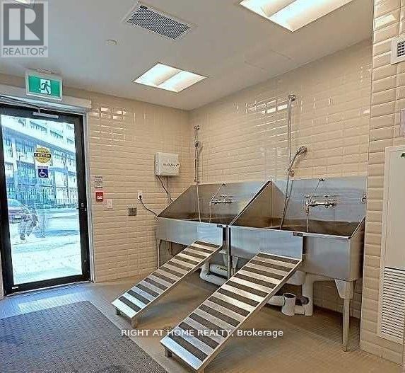 509 - 60 GEORGE BUTCHART DRIVE Image 24