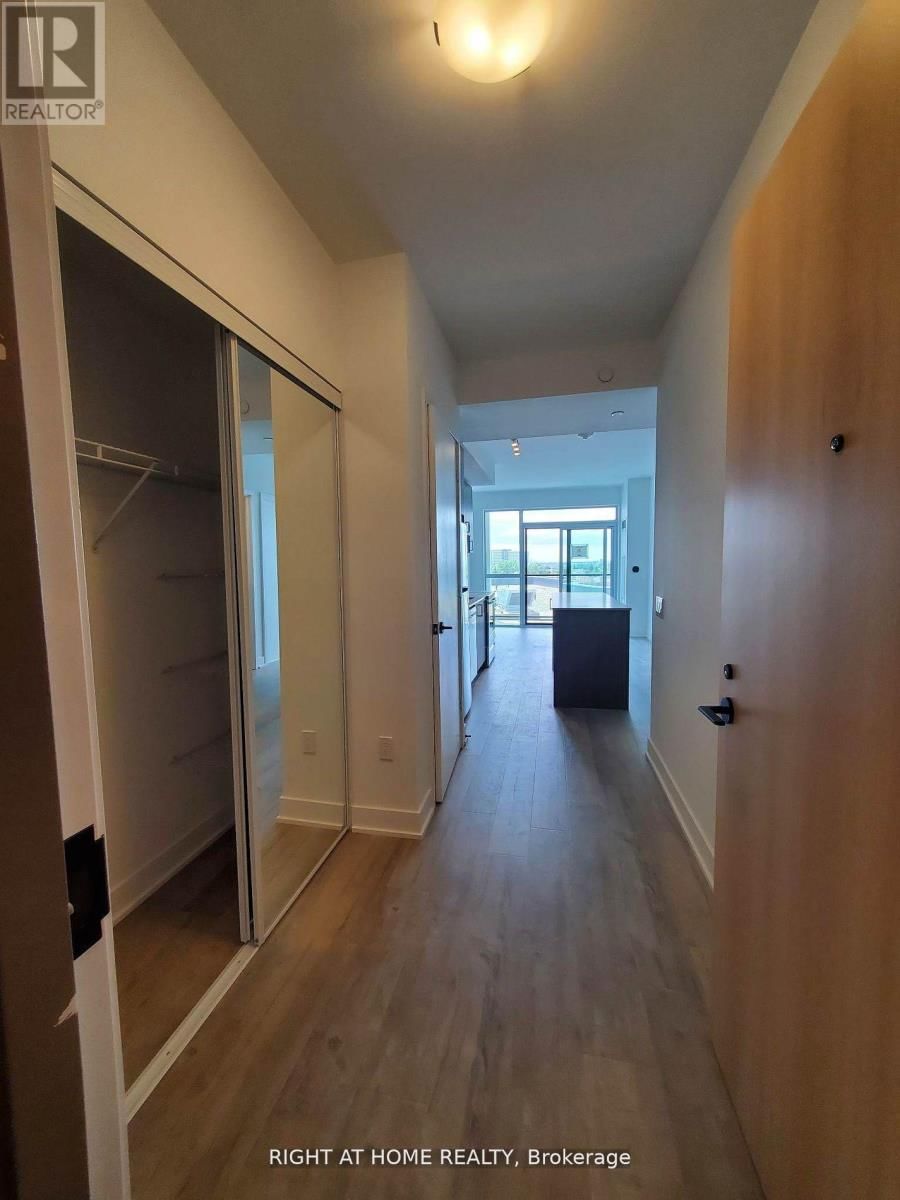 509 - 60 GEORGE BUTCHART DRIVE Image 4