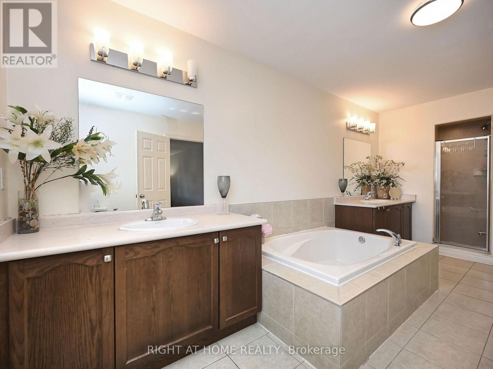 1019 URELL WAY Image 30