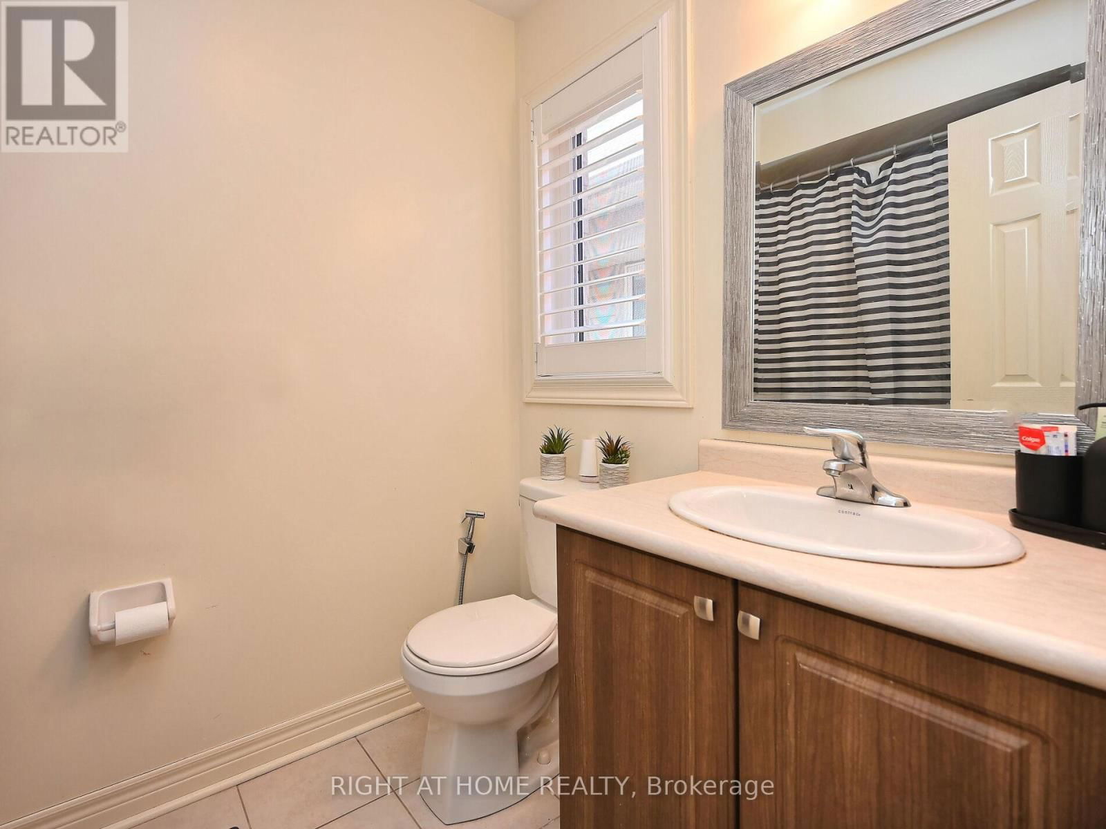 1019 URELL WAY Image 34