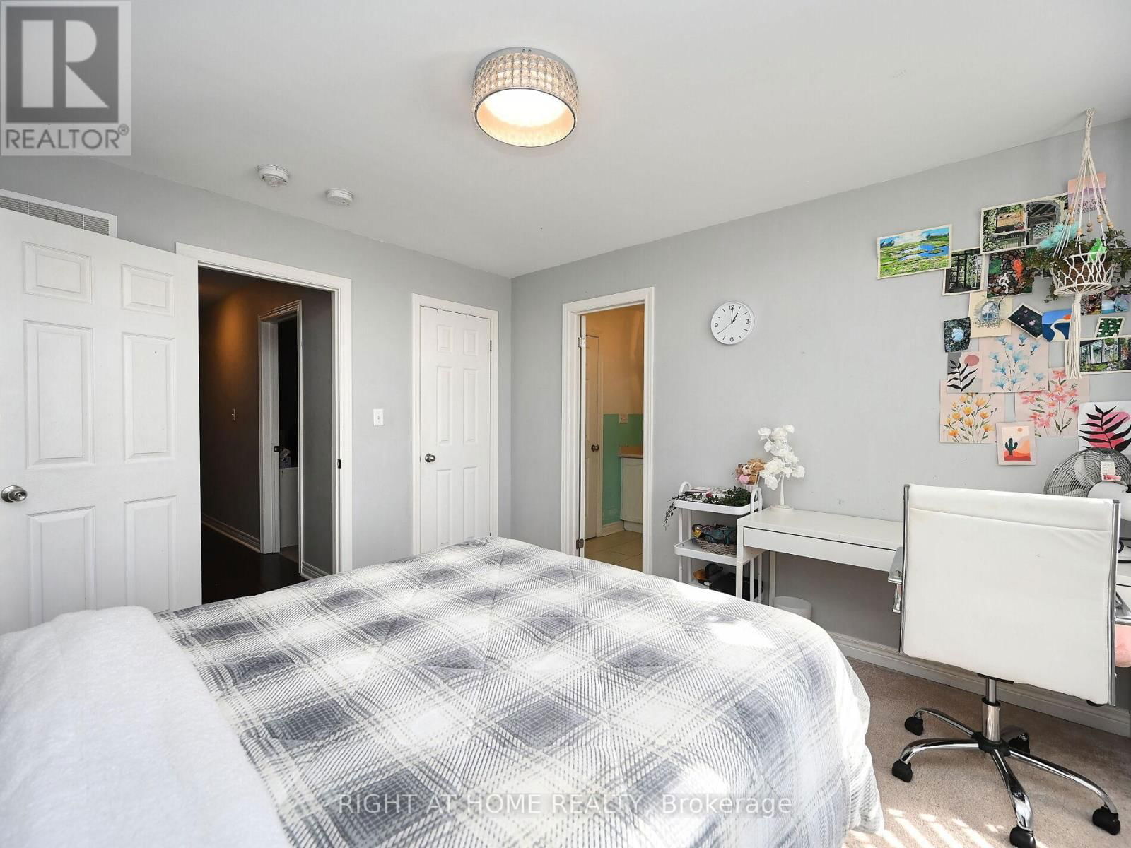 1019 URELL WAY Image 37