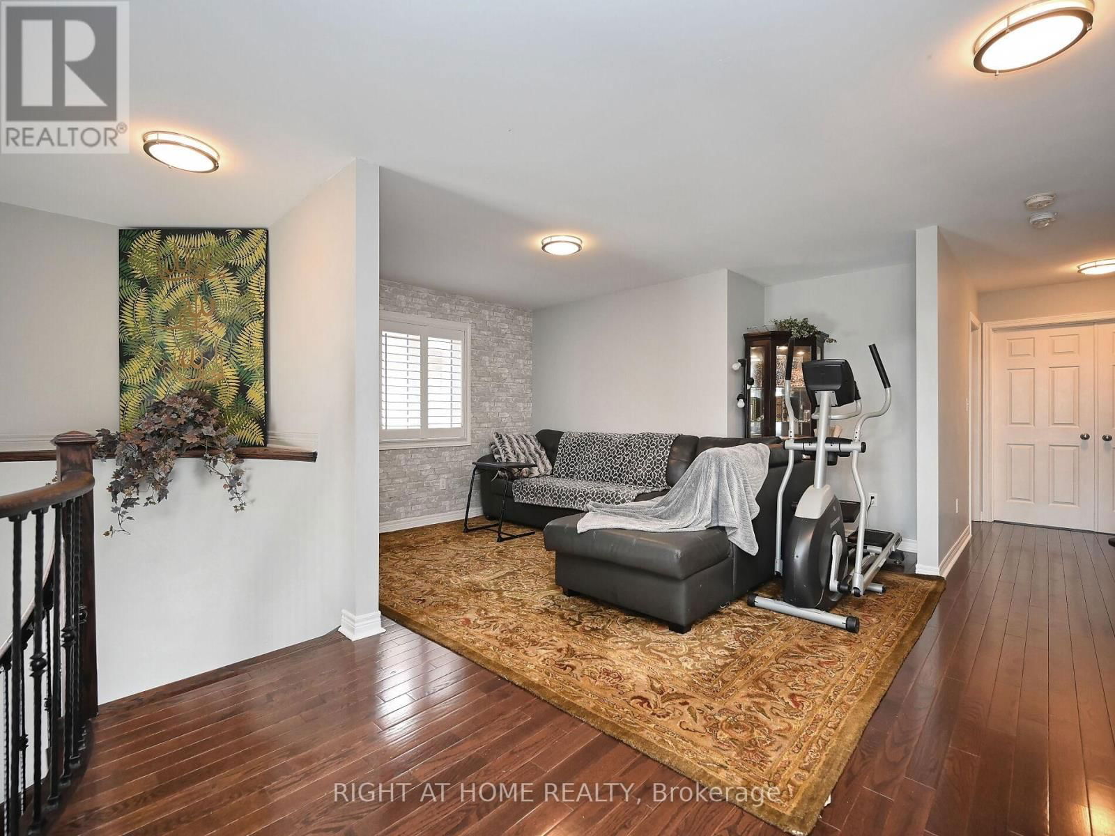 1019 URELL WAY Image 41