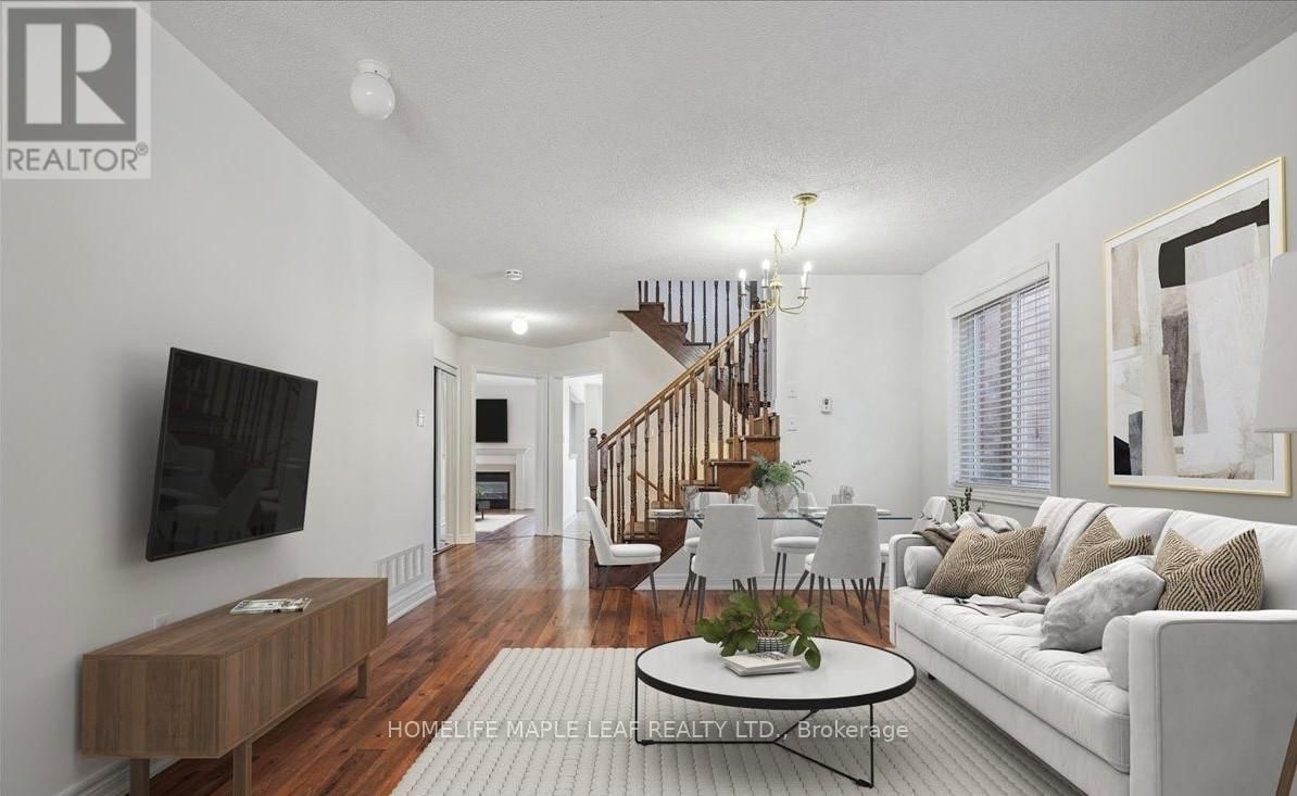 440 CHANDLER CRESCENT Image 2