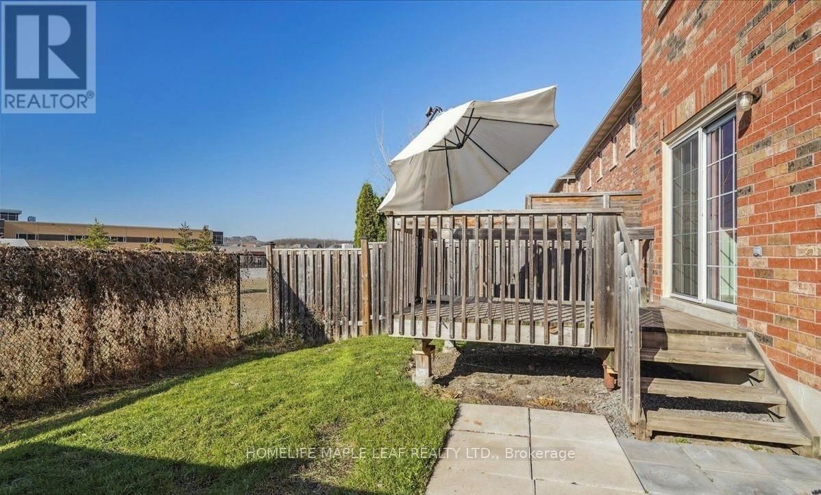 440 CHANDLER CRESCENT Image 28