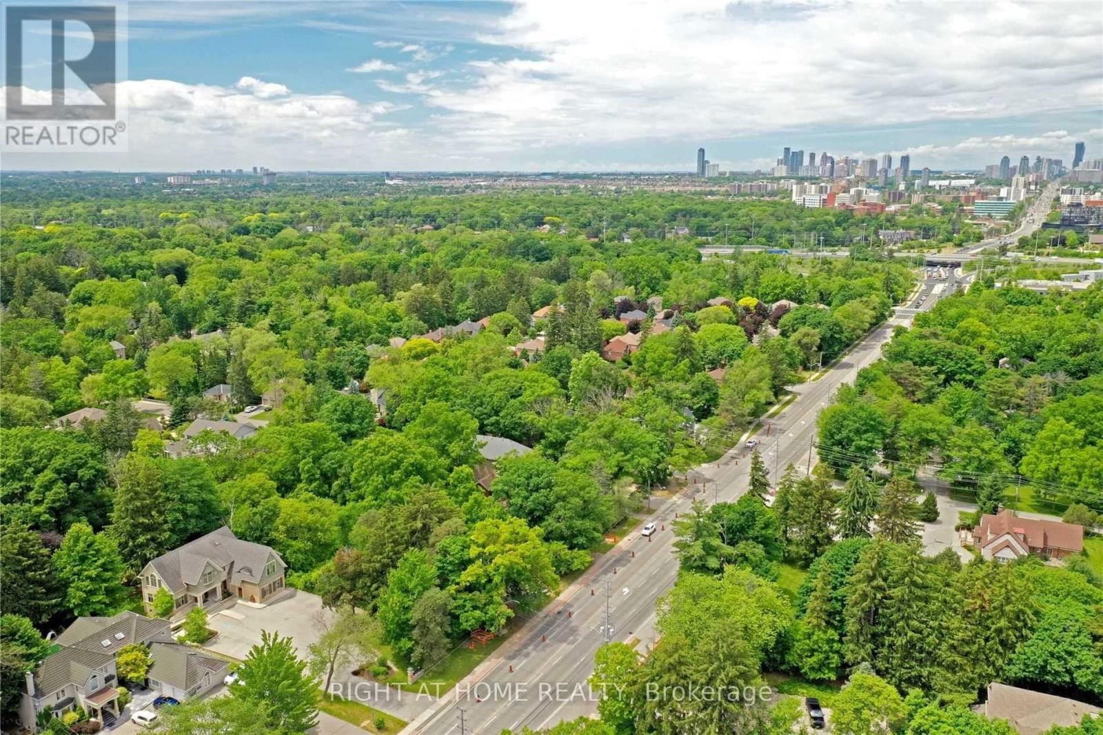 1440 HURONTARIO STREET Image 11