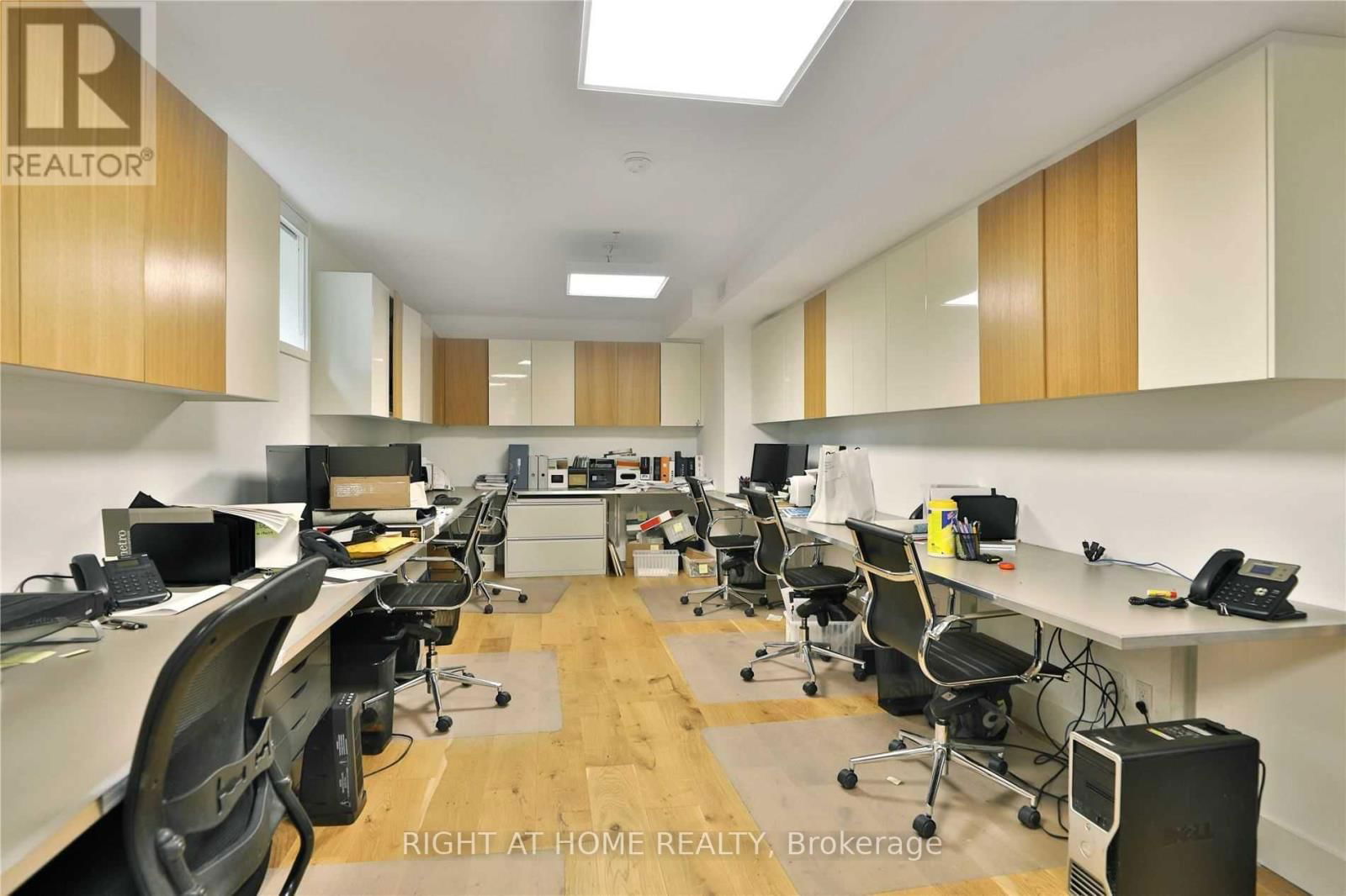 1440 HURONTARIO STREET Image 4