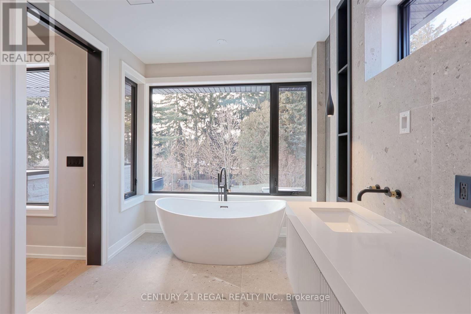 1230 LAKEBREEZE DRIVE Image 37