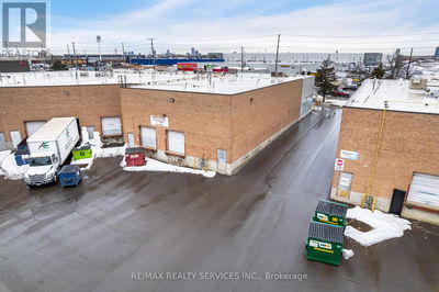Commercial for Rent in Canada