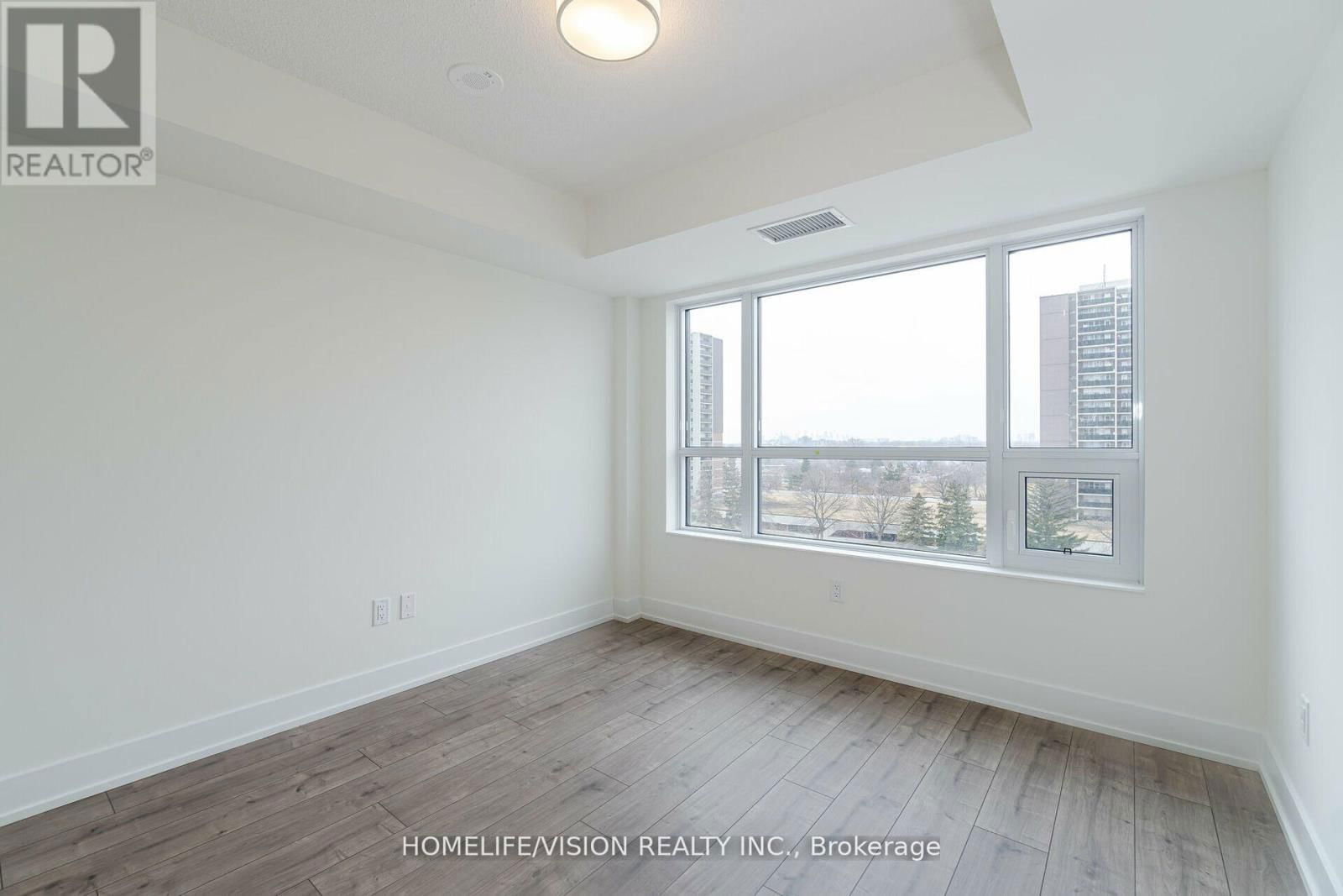 403 - 10 EVA ROAD Image 15