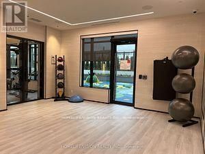 403 - 10 EVA ROAD Image 31
