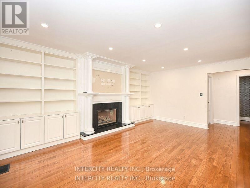55 RIDGEHILL DRIVE Image 11