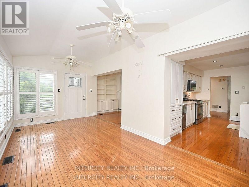55 RIDGEHILL DRIVE Image 14