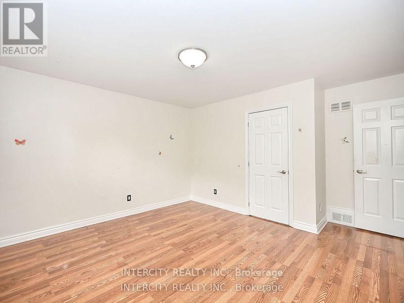 55 RIDGEHILL DRIVE Image 23