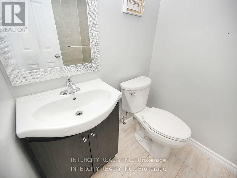 55 RIDGEHILL DRIVE Image 38