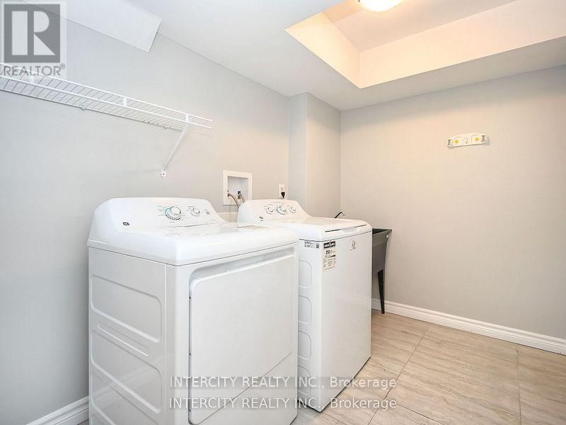 55 RIDGEHILL DRIVE Image 39