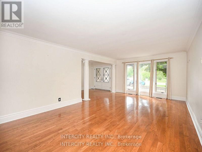 55 RIDGEHILL DRIVE Image 4